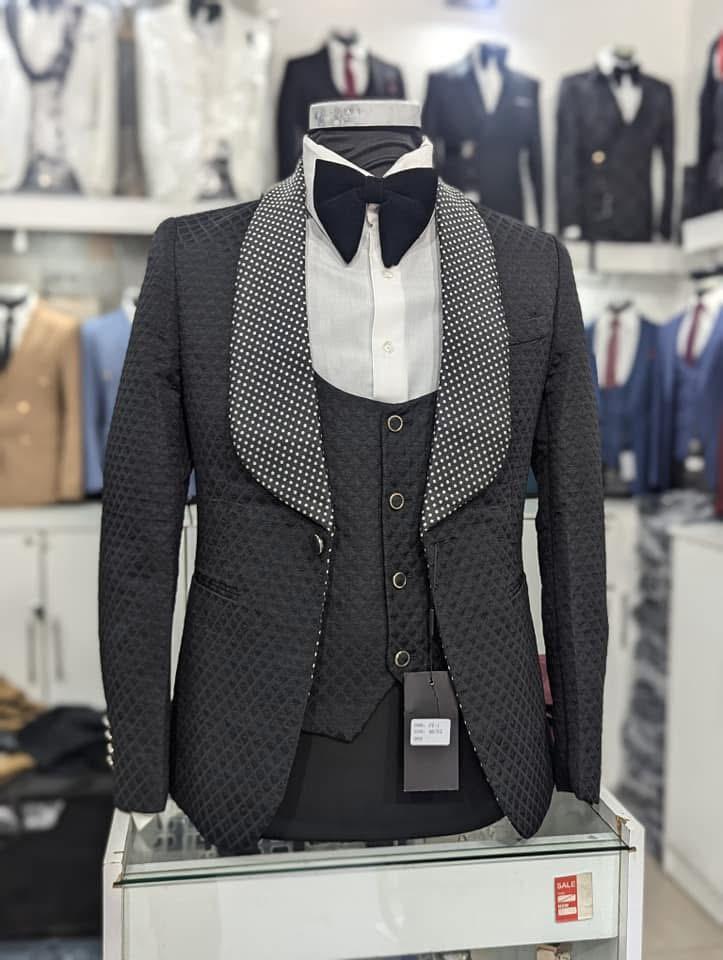 Tuxedo black suit