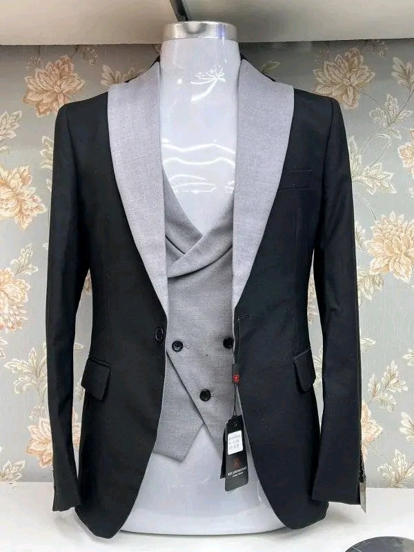 Tuxedo black grey