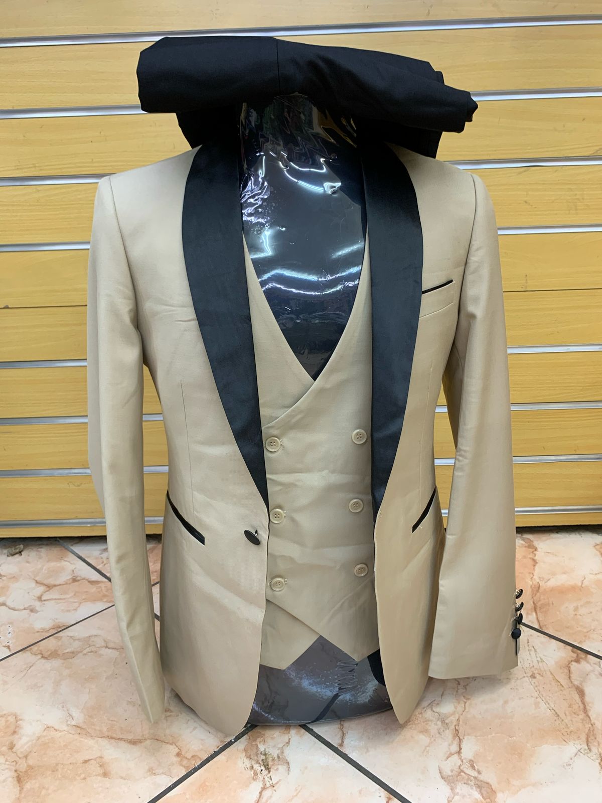Tuxedo light Champagne